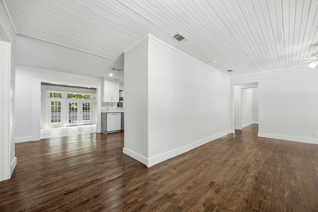 414 Maple Drive, Terrell, TX 75160