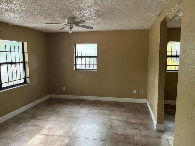 1968 W 23rd Street, Jacksonville, FL 32209