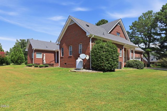 10728 Staghound Trail, Zebulon, NC 27597