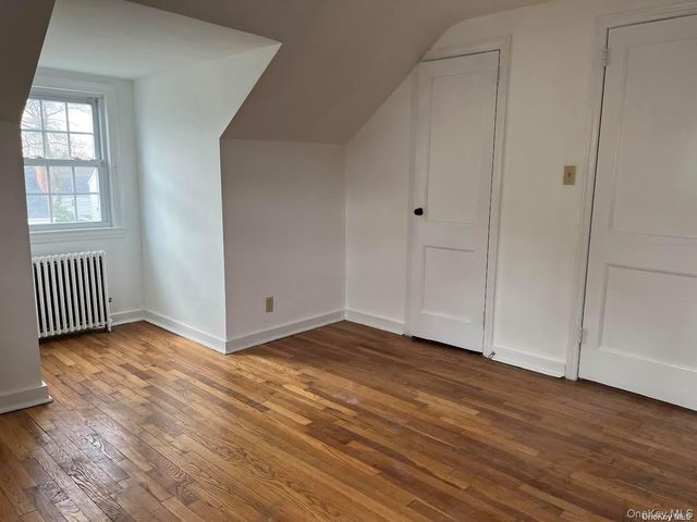 26 Purdue Road, Glen Cove, NY 11542