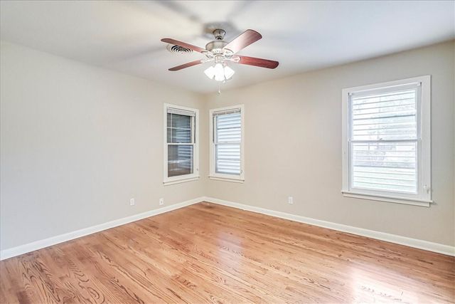 517 Mcclendon St, Corpus Christi, TX 78404