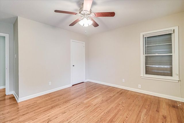 517 Mcclendon St, Corpus Christi, TX 78404