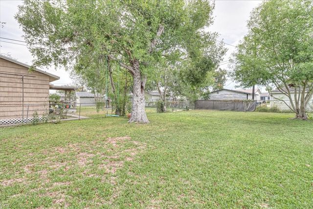 517 Mcclendon St, Corpus Christi, TX 78404