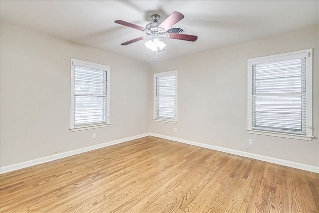 517 Mcclendon St, Corpus Christi, TX 78404