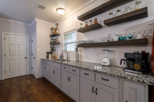 1912 Belzise Terrace, Fort Worth, TX 76104