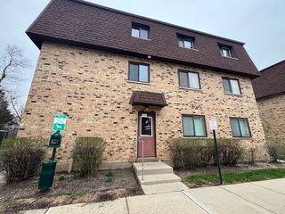 9700 Bianco Terrace 2D, Des Plaines, IL 60016
