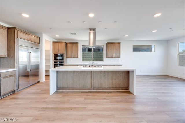 10348 Peako Hills Avenue, Las Vegas, NV 89166