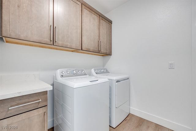 10348 Peako Hills Avenue, Las Vegas, NV 89166