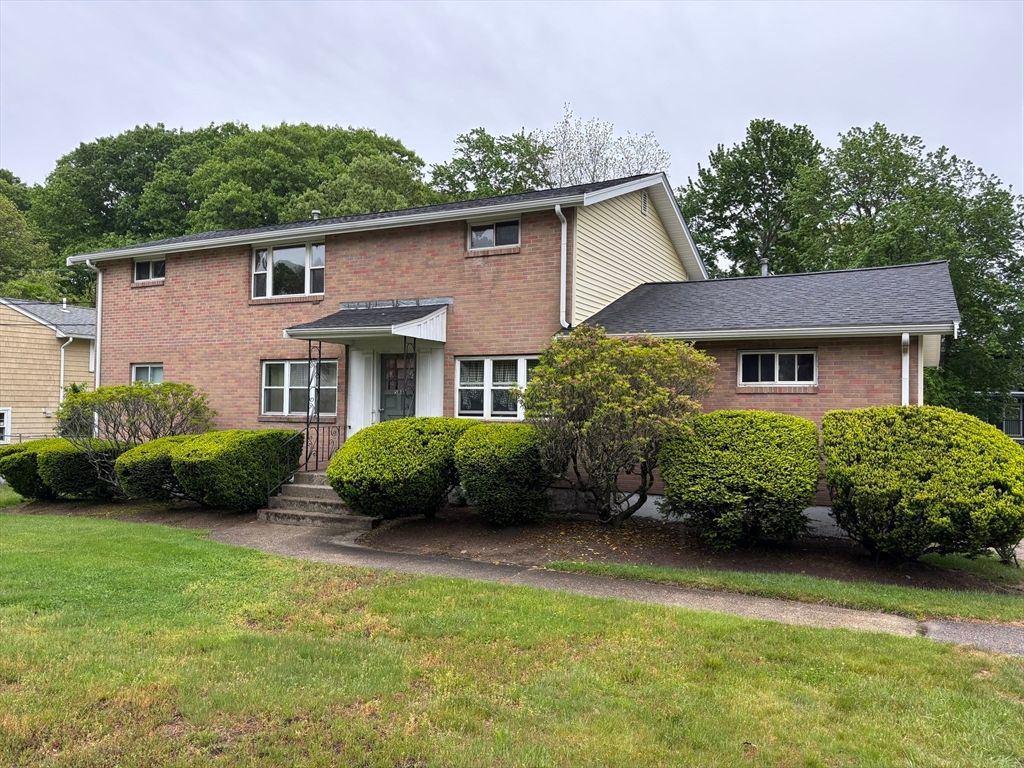 588 Walpole St. 2nd fl, Norwood, MA 02062