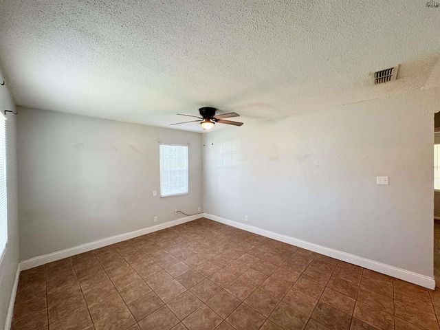 1403 E CORTEZ DRIVE, Wichita Falls, TX 76306