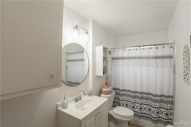 425 S Reynolds Street, Rio Hondo, TX 78583