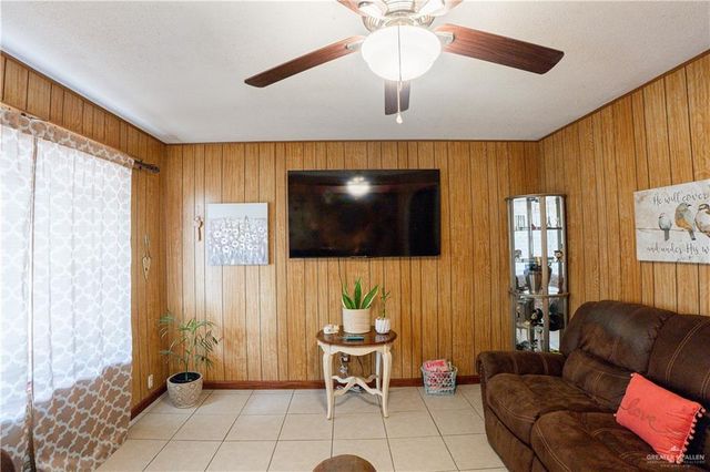 425 S Reynolds Street, Rio Hondo, TX 78583