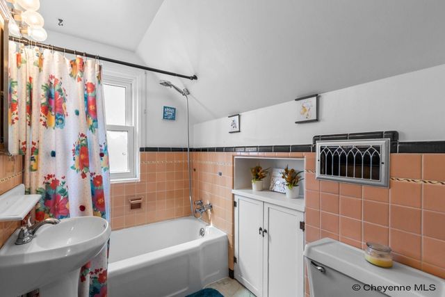 3908 REED AVE, Cheyenne, WY 82001