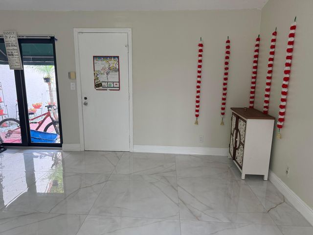 6420 Via Tierra, Boca Raton, FL 33433