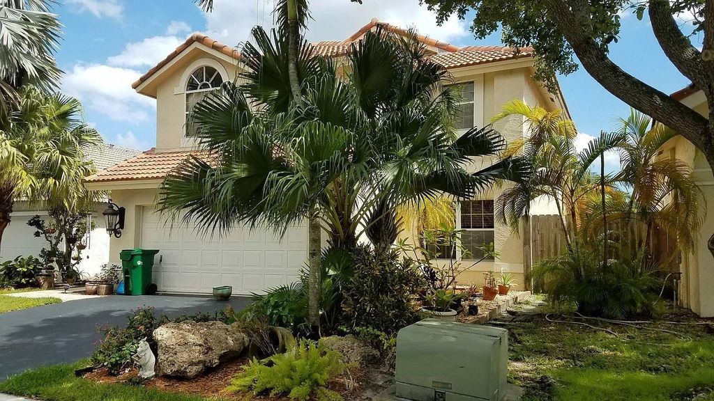 6930 NW 28th Street, Margate, FL 33063
