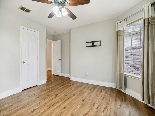 252 Pine Crest Drive, Justin, TX 76247