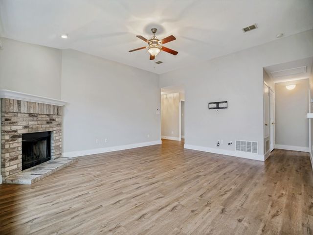 252 Pine Crest Drive, Justin, TX 76247