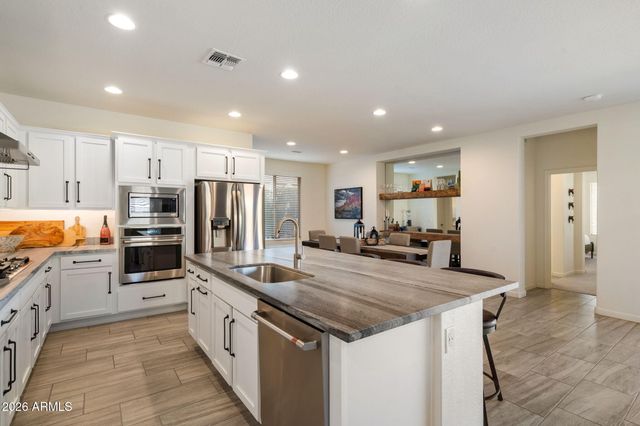 4638 CACTUS WREN Road, Wickenburg, AZ 85390