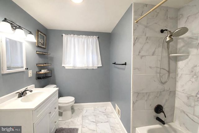 742 W BIRCHTREE LN, Claymont, DE 19703