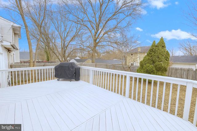 742 W BIRCHTREE LN, Claymont, DE 19703