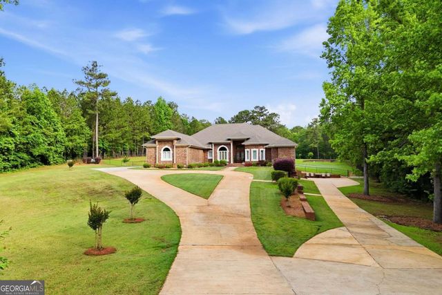 304 Deer Creek Drive, Forsyth, GA 31029