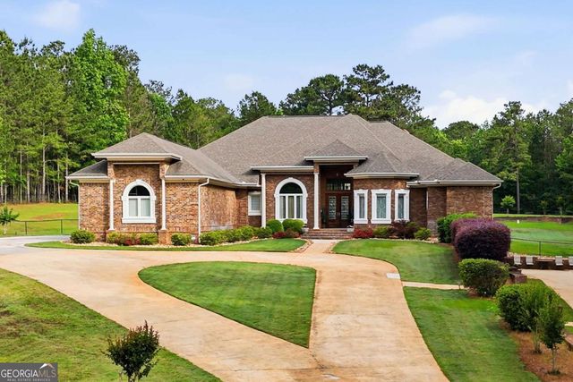 304 Deer Creek Drive, Forsyth, GA 31029