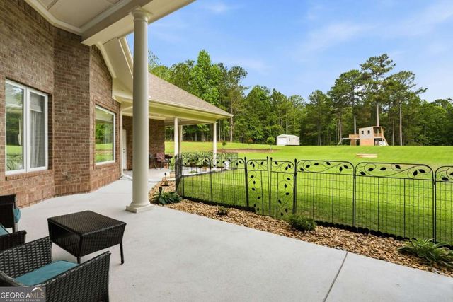 304 Deer Creek Drive, Forsyth, GA 31029
