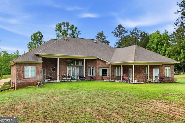 304 Deer Creek Drive, Forsyth, GA 31029