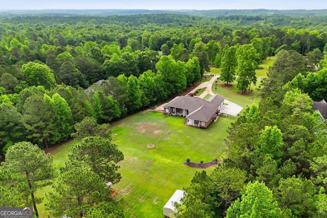304 Deer Creek Drive, Forsyth, GA 31029