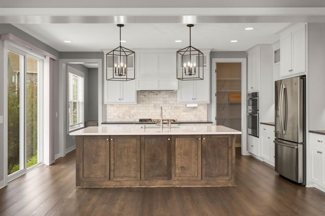 5085 Zircon Lane N, Plymouth, MN 55446