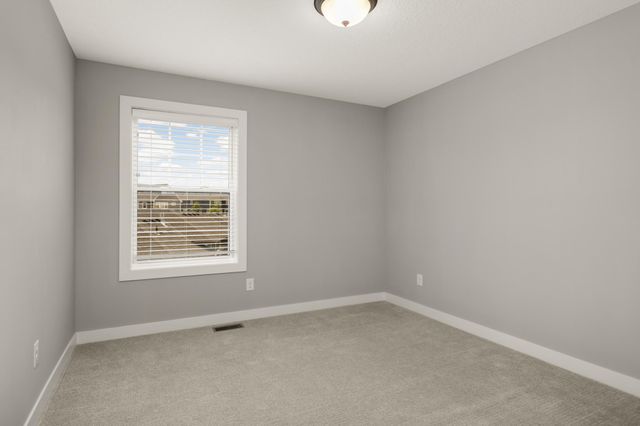 5085 Zircon Lane N, Plymouth, MN 55446