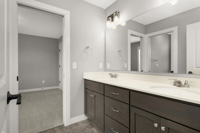 5085 Zircon Lane N, Plymouth, MN 55446