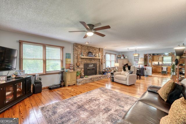 1908 Riverside Drive, Hiawassee, GA 30546