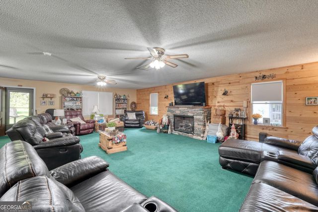 1908 Riverside Drive, Hiawassee, GA 30546