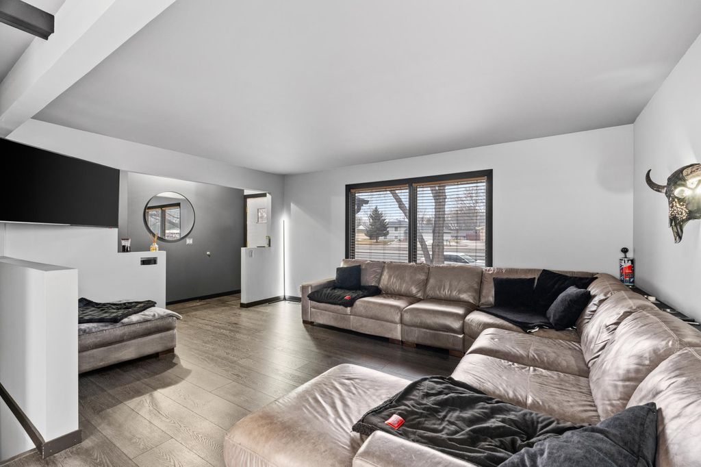 193 150th Street W, Apple Valley, MN 55124 — photo 3