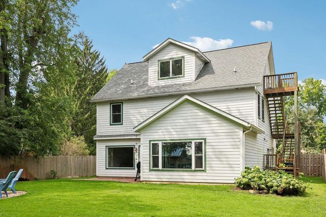 9835 278th AVENUE, Trevor, WI 53179
