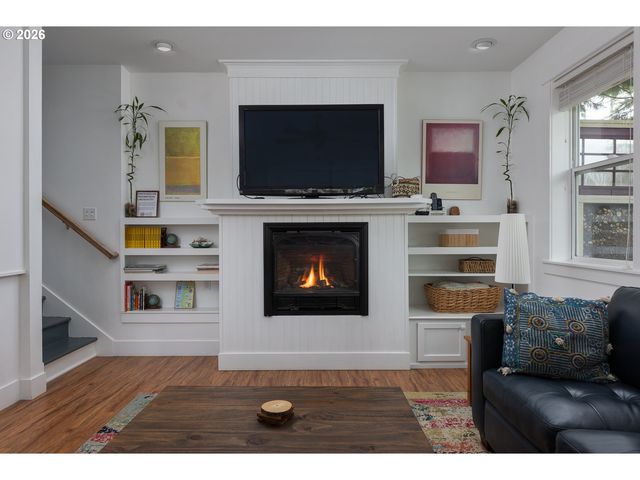 2586 Sw ANEMONE Ave, Lincoln City, OR 97367