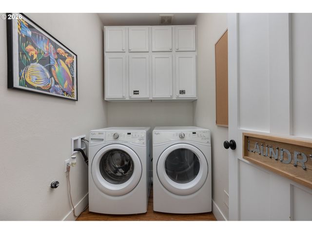 2586 Sw ANEMONE Ave, Lincoln City, OR 97367