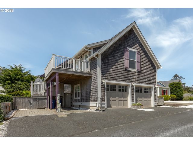 2586 Sw ANEMONE Ave, Lincoln City, OR 97367