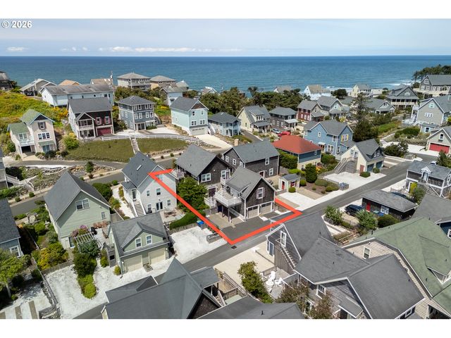 2586 Sw ANEMONE Ave, Lincoln City, OR 97367