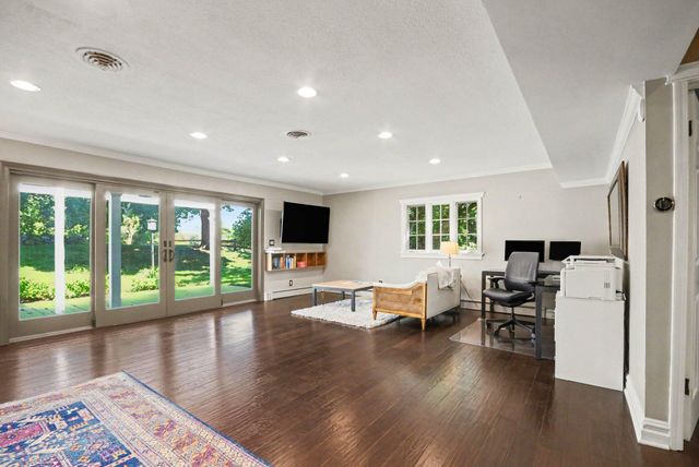 25800 Franklin Park Court, Franklin Vllg, MI 48025