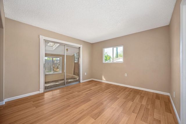 4592 Tuttle Dr, Rocklin, CA 95677