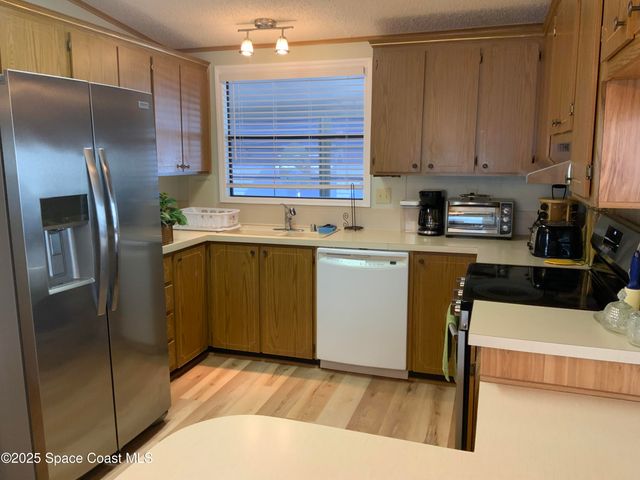 2329 Coconut Palm Drive NE, Palm Bay, FL 32905