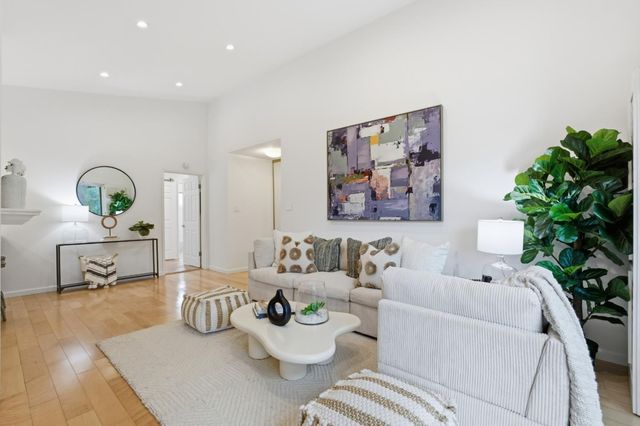 4117 George Avenue 4, San Mateo, CA 94403