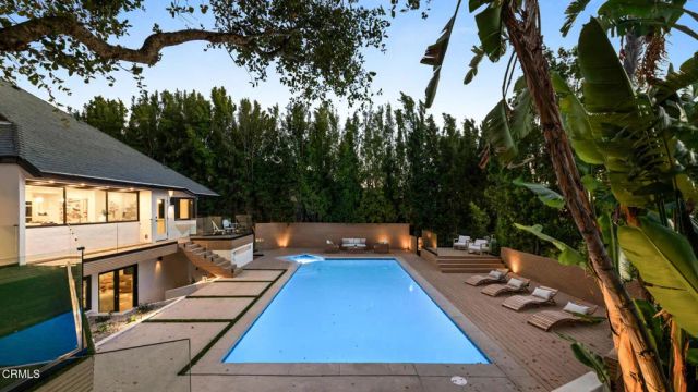 9617 Oak Pass Road, Beverly Hills, CA 90210