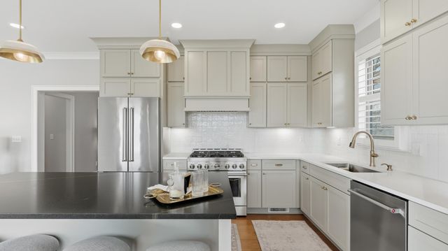 1006 Fairmount Avenue, Chattanooga, TN 37405