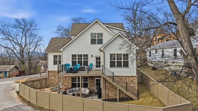1006 Fairmount Avenue, Chattanooga, TN 37405