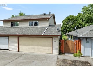 2902 CAPLES Ave, Vancouver, WA 98661