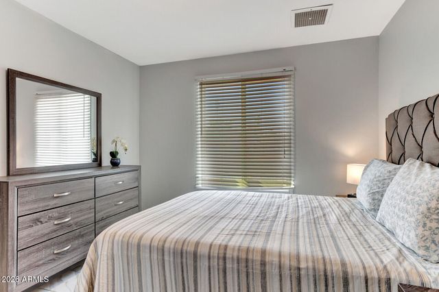 1524 E BROADMOR Drive, Tempe, AZ 85282