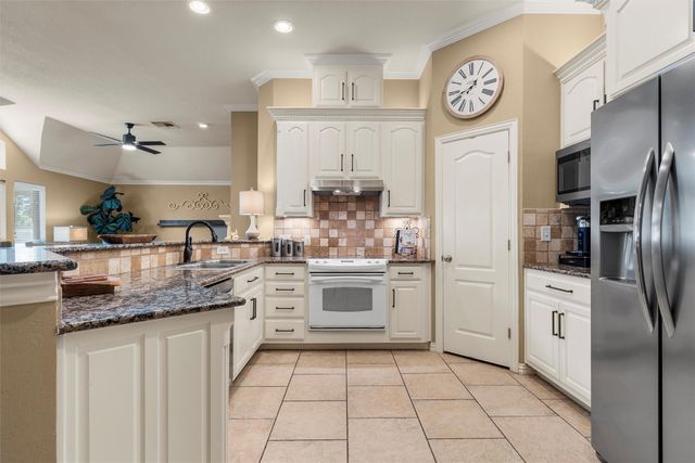 301 Canterbury Road, Waco, TX 76712